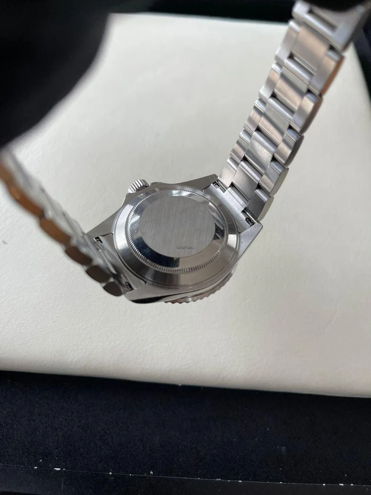 Rolex Submariner Date 16610LV